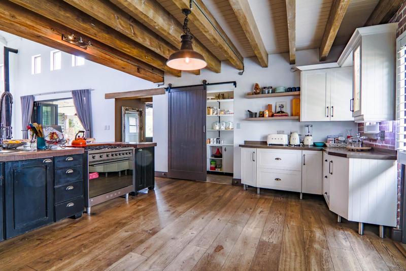 To Let 5 Bedroom Property for Rent in Copperleaf Estate Gauteng