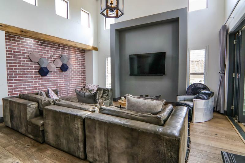 To Let 5 Bedroom Property for Rent in Copperleaf Estate Gauteng