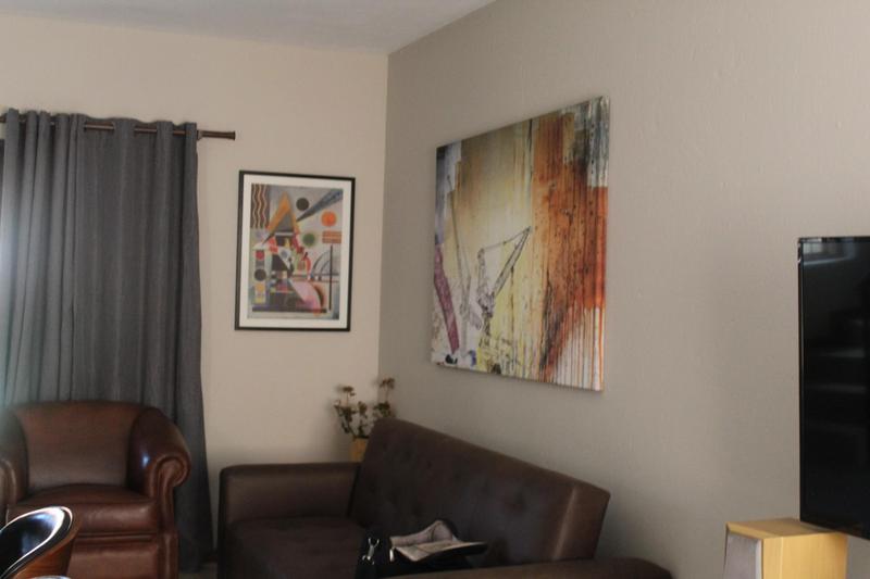 2 Bedroom Property for Sale in Carlswald Gauteng