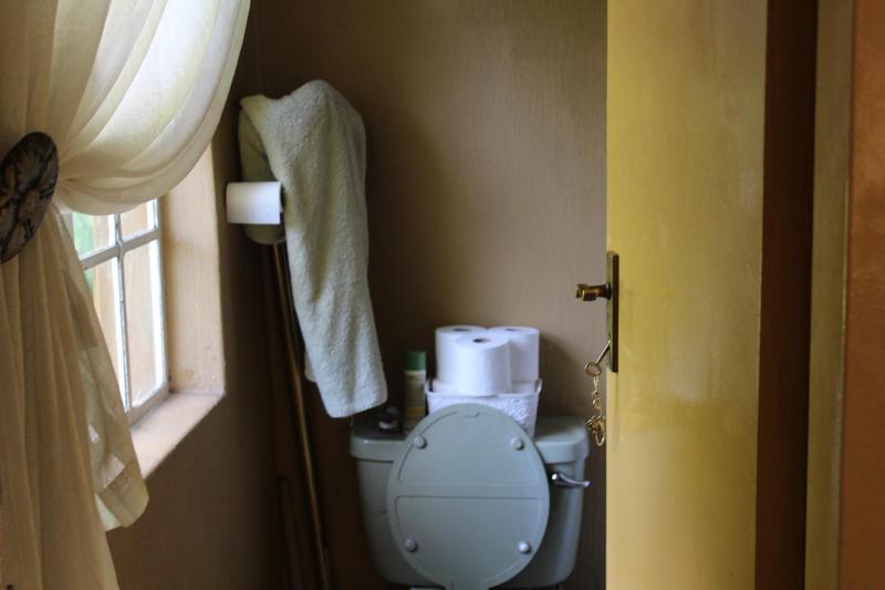 2 Bedroom Property for Sale in Glen Austin Gauteng