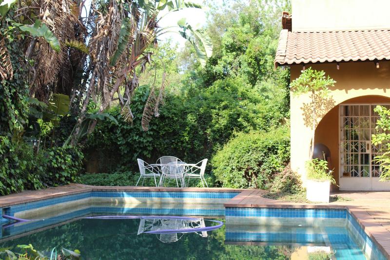 2 Bedroom Property for Sale in Glen Austin Gauteng