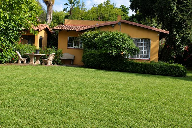 2 Bedroom Property for Sale in Glen Austin Gauteng