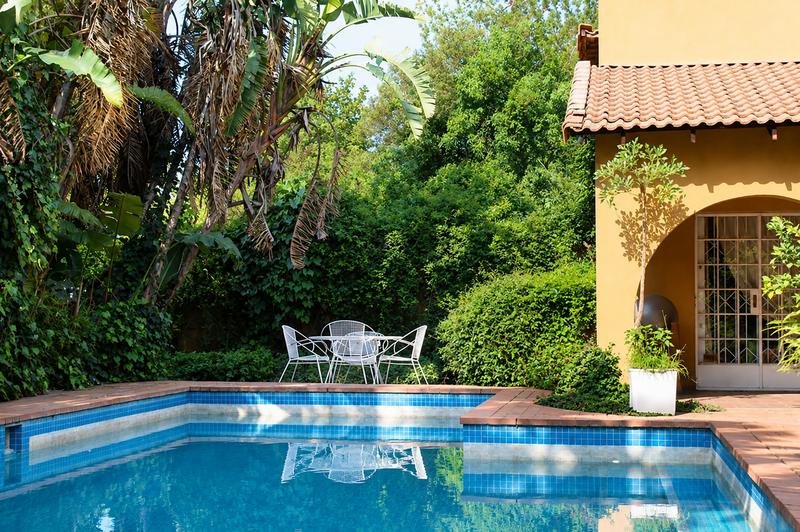 2 Bedroom Property for Sale in Glen Austin Gauteng