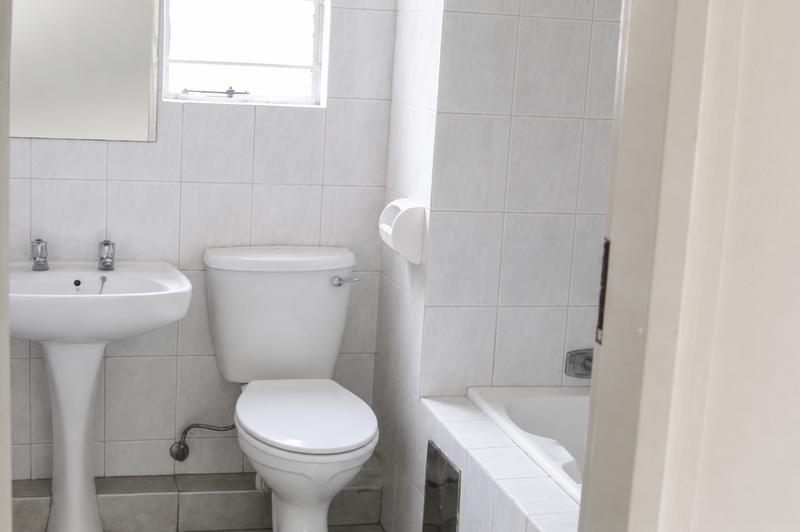 3 Bedroom Property for Sale in Vorna Valley Gauteng