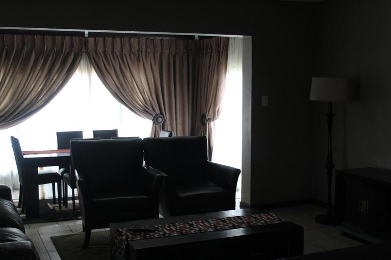 3 Bedroom Property for Sale in Erand Gardens Gauteng