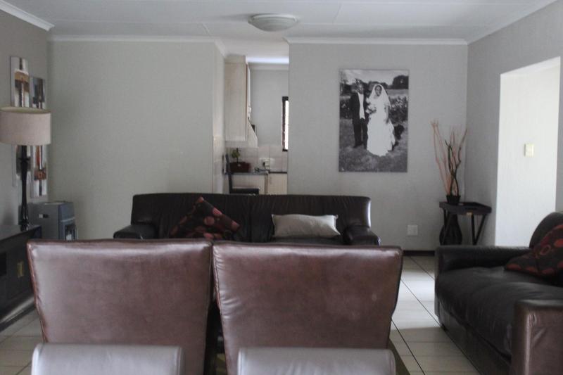 3 Bedroom Property for Sale in Erand Gardens Gauteng
