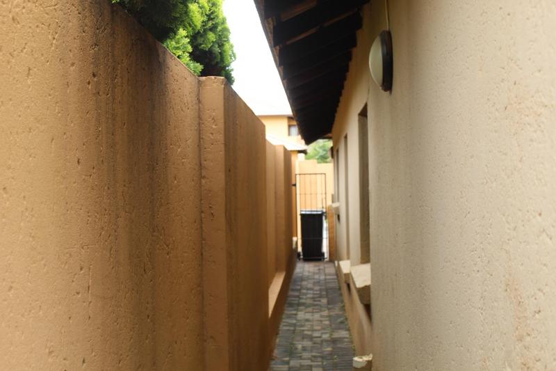 3 Bedroom Property for Sale in Erand Gardens Gauteng