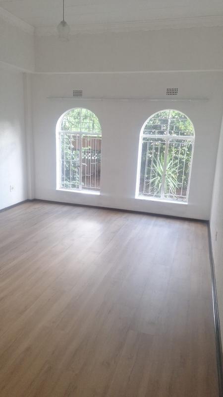 To Let 2 Bedroom Property for Rent in Florida Gauteng
