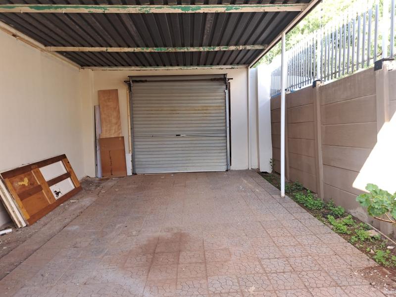 To Let 3 Bedroom Property for Rent in Florida Gauteng