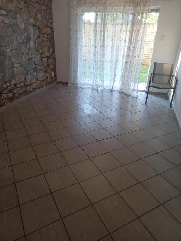 To Let 2 Bedroom Property for Rent in Vanderbijlpark SE 10 Gauteng