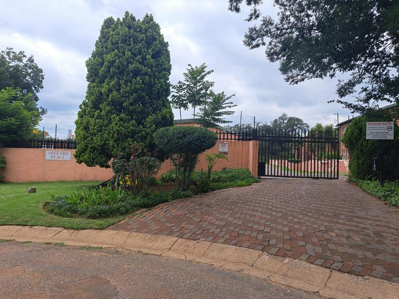 2 Bedroom Property for Sale in Discovery Gauteng