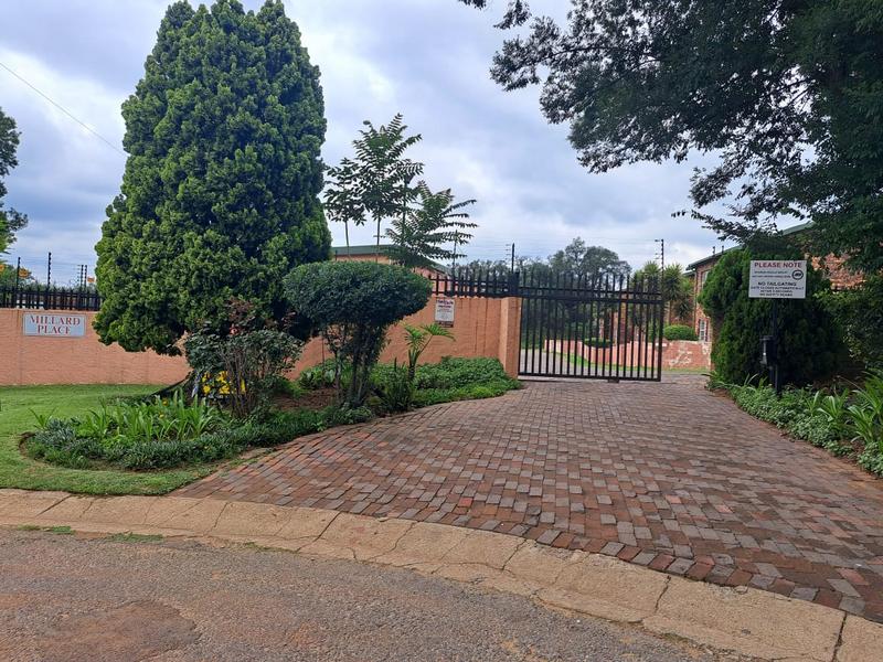 2 Bedroom Property for Sale in Discovery Gauteng