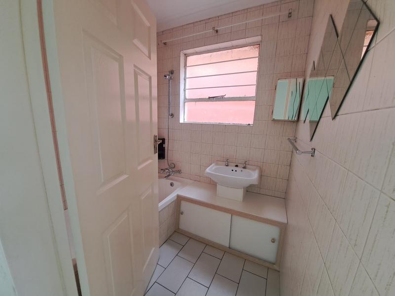 2 Bedroom Property for Sale in Discovery Gauteng
