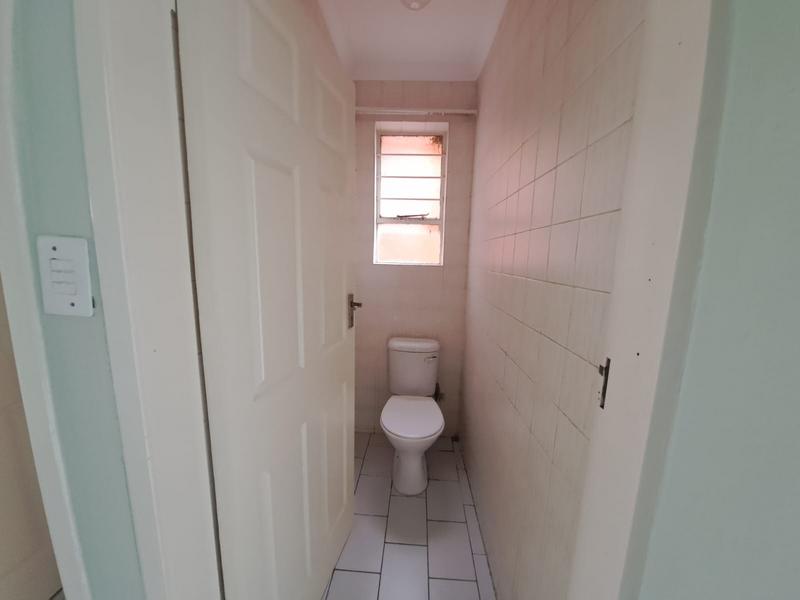 2 Bedroom Property for Sale in Discovery Gauteng