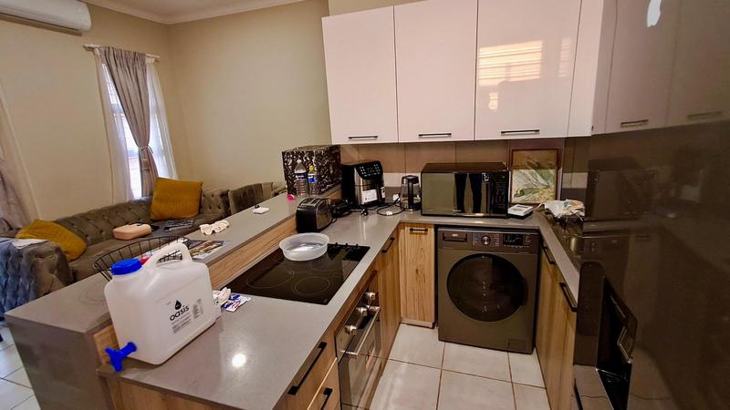 2 Bedroom Property for Sale in Montana Tuine Gauteng