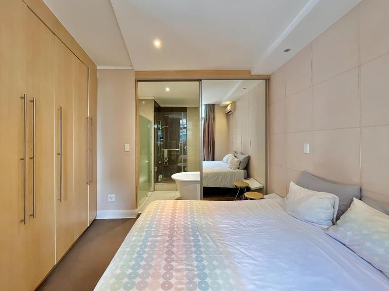 To Let 2 Bedroom Property for Rent in Sandown Gauteng