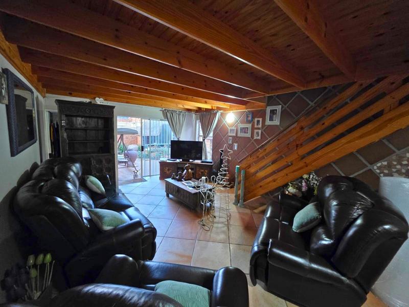 4 Bedroom Property for Sale in Allen Grove Gauteng