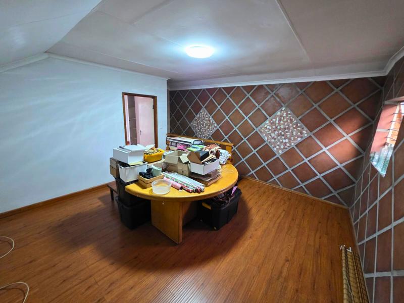 4 Bedroom Property for Sale in Allen Grove Gauteng