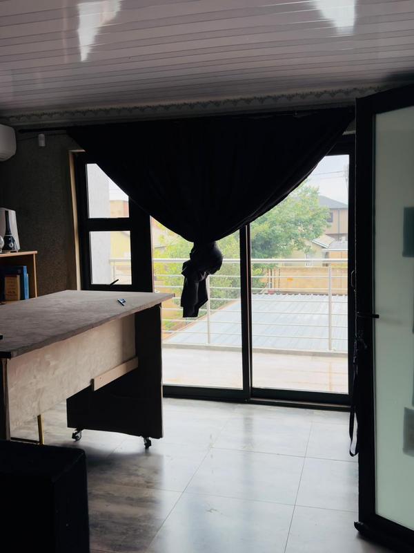 5 Bedroom Property for Sale in Protea Glen Gauteng