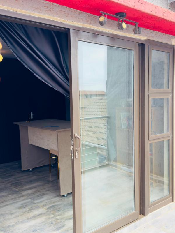 5 Bedroom Property for Sale in Protea Glen Gauteng