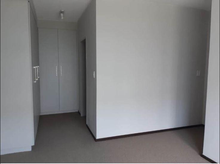 To Let 3 Bedroom Property for Rent in Fourways Gauteng