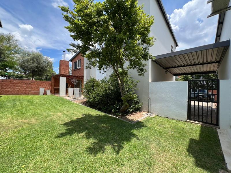 To Let 3 Bedroom Property for Rent in Fourways Gauteng