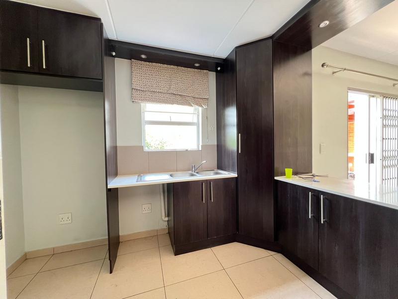 To Let 3 Bedroom Property for Rent in Fourways Gauteng