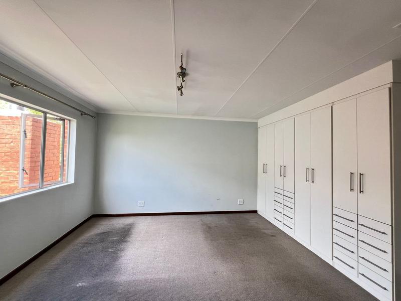 To Let 3 Bedroom Property for Rent in Fourways Gauteng