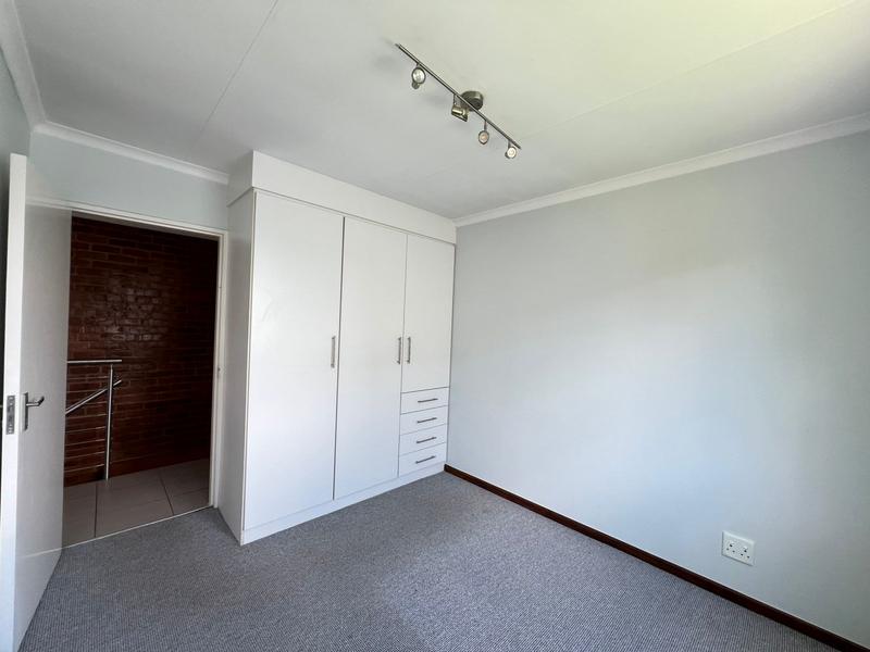 To Let 3 Bedroom Property for Rent in Fourways Gauteng