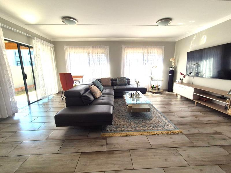 3 Bedroom Property for Sale in Carlswald Gauteng