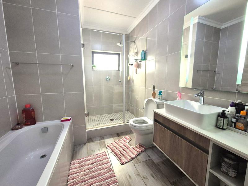 3 Bedroom Property for Sale in Carlswald Gauteng