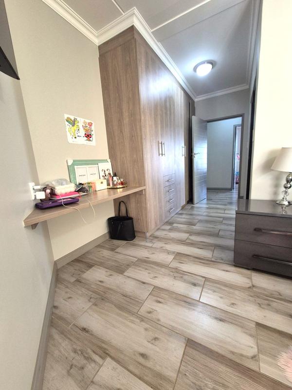 3 Bedroom Property for Sale in Carlswald Gauteng