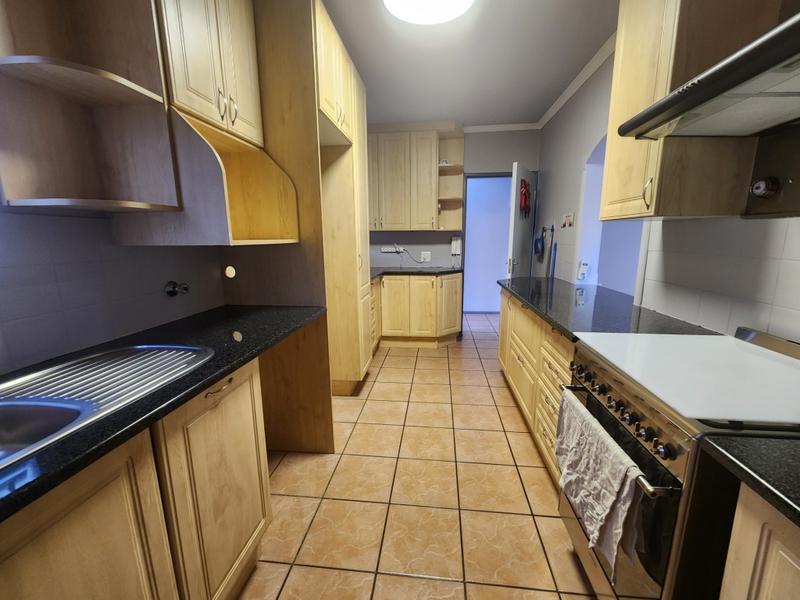 To Let 2 Bedroom Property for Rent in Sundowner Gauteng