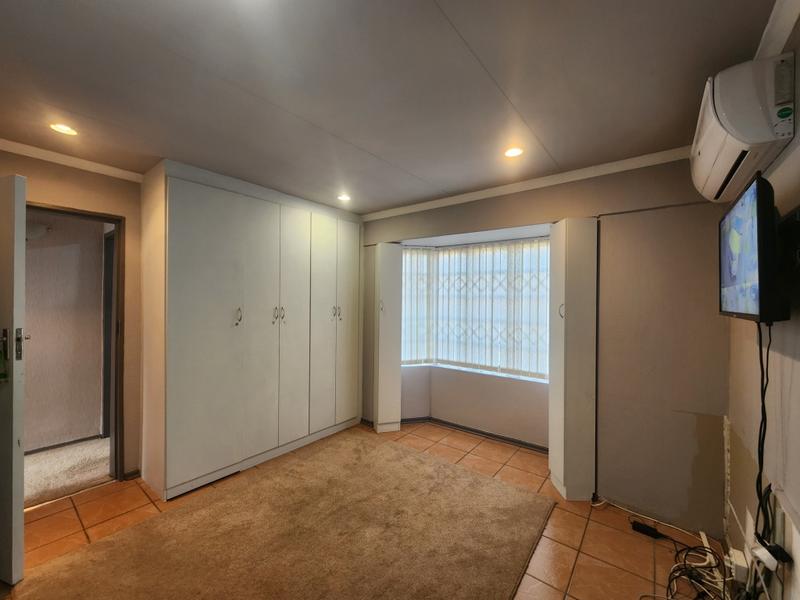 To Let 2 Bedroom Property for Rent in Sundowner Gauteng