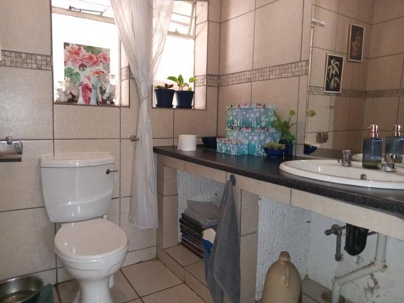 3 Bedroom Property for Sale in Greenhills Gauteng