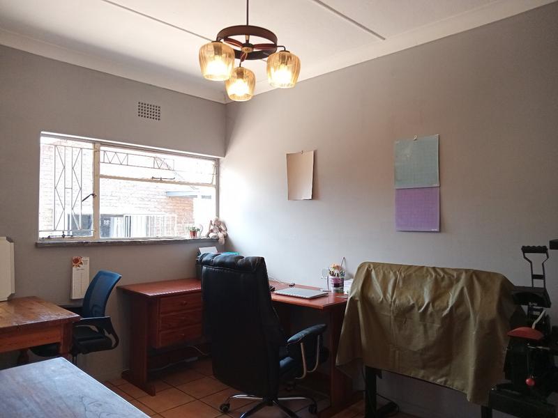 4 Bedroom Property for Sale in Greenhills Gauteng