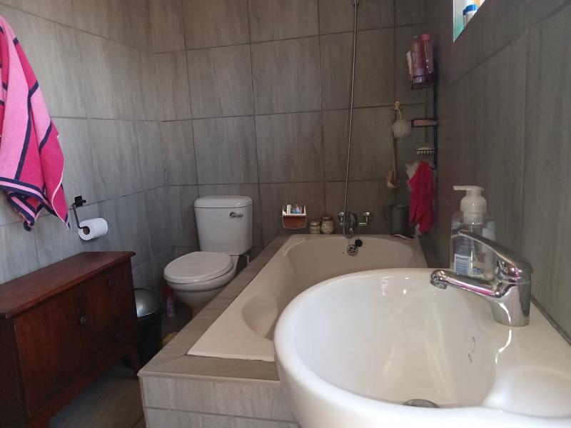 4 Bedroom Property for Sale in Greenhills Gauteng