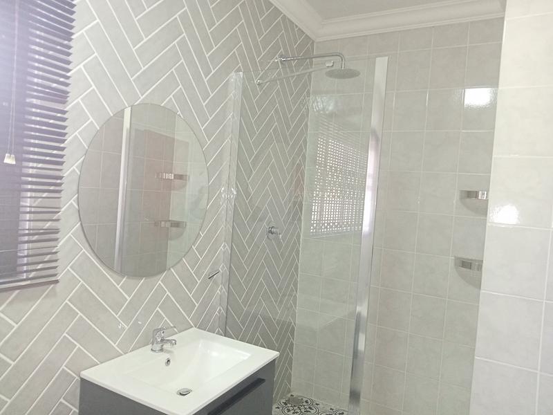 4 Bedroom Property for Sale in Helikonpark Gauteng