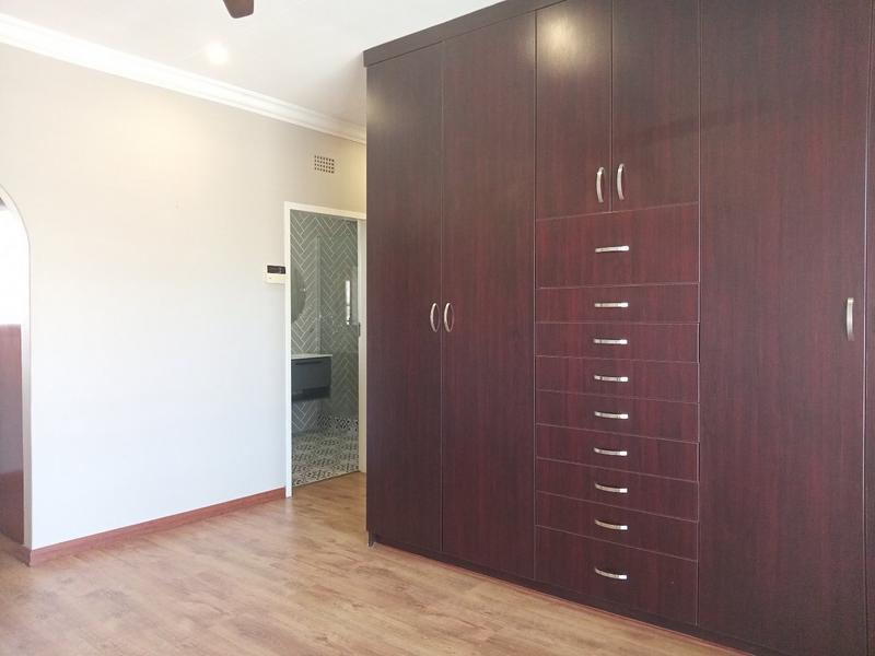 4 Bedroom Property for Sale in Helikonpark Gauteng