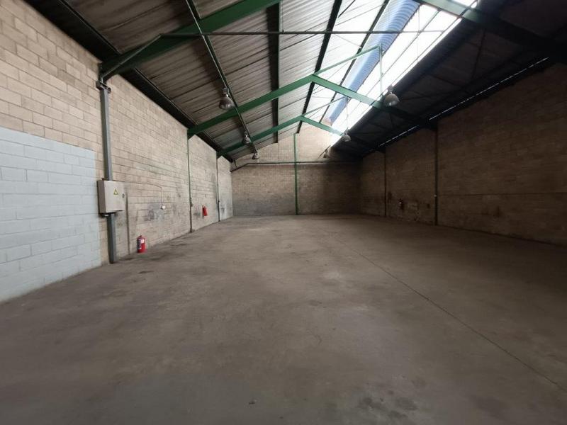 To Let commercial Property for Rent in Robertville Gauteng