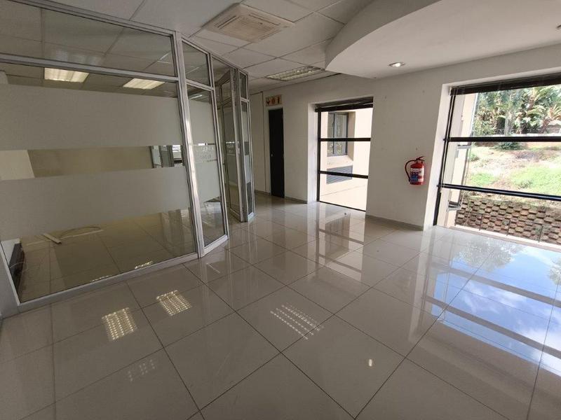 To Let commercial Property for Rent in Strubensvallei Gauteng