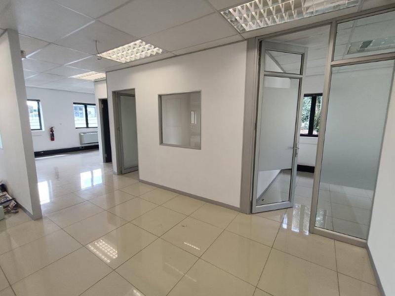 To Let commercial Property for Rent in Strubensvallei Gauteng