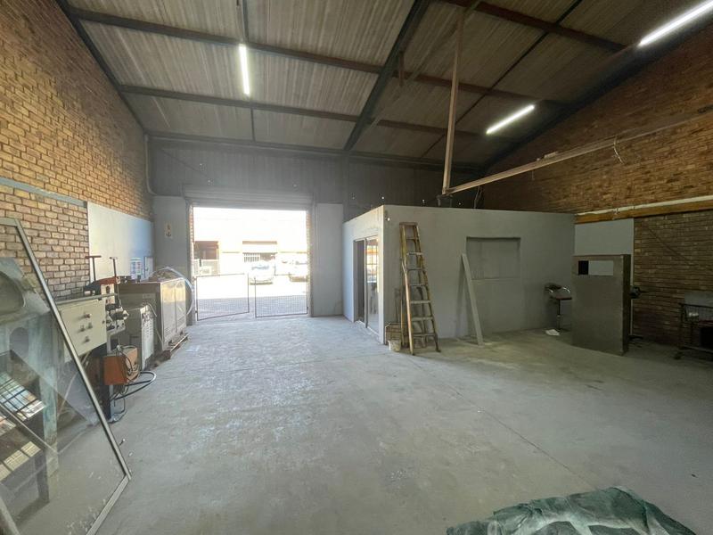 To Let commercial Property for Rent in Hennopspark Gauteng