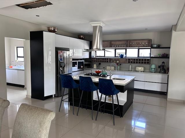 5 Bedroom Property for Sale in Six Fountains Residential Estate Gauteng