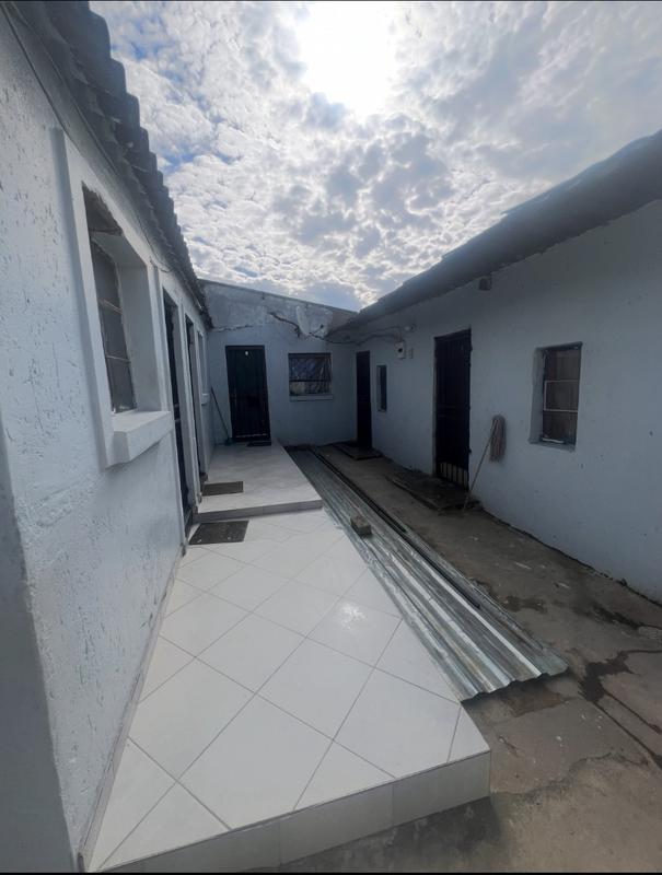 9 Bedroom Property for Sale in Tembisa Central Gauteng