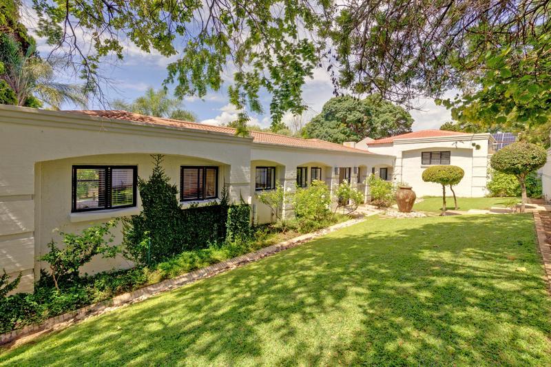 3 Bedroom Property for Sale in Fourways Gardens Gauteng