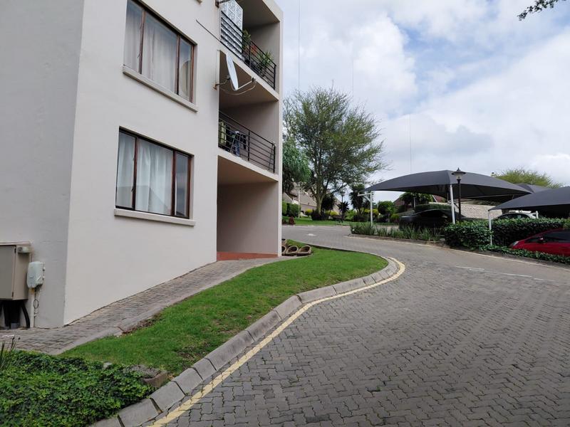 2 Bedroom Property for Sale in Northcliff Gauteng