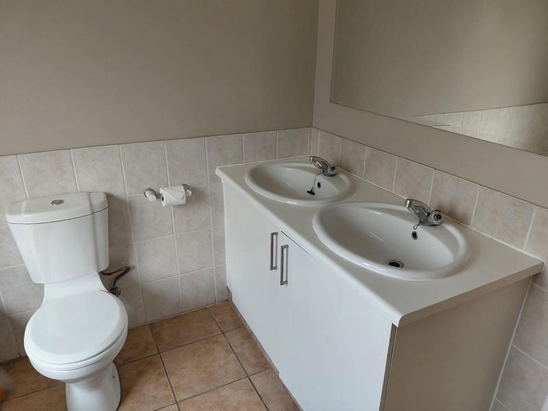 2 Bedroom Property for Sale in Northcliff Gauteng