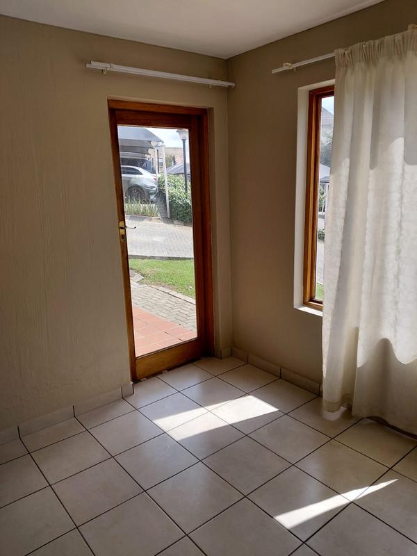 2 Bedroom Property for Sale in Northcliff Gauteng