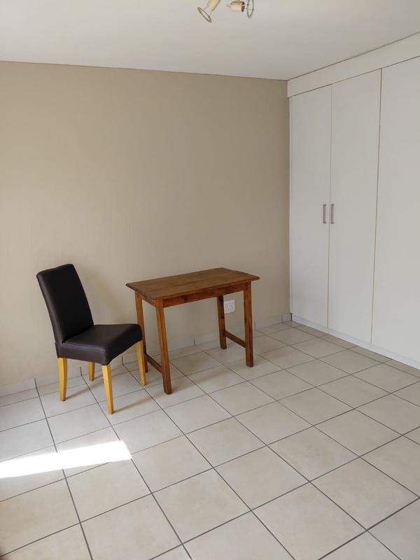2 Bedroom Property for Sale in Northcliff Gauteng
